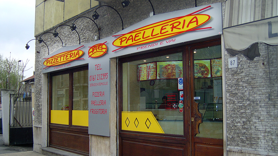 Paelleria Area Food - lighted signboard